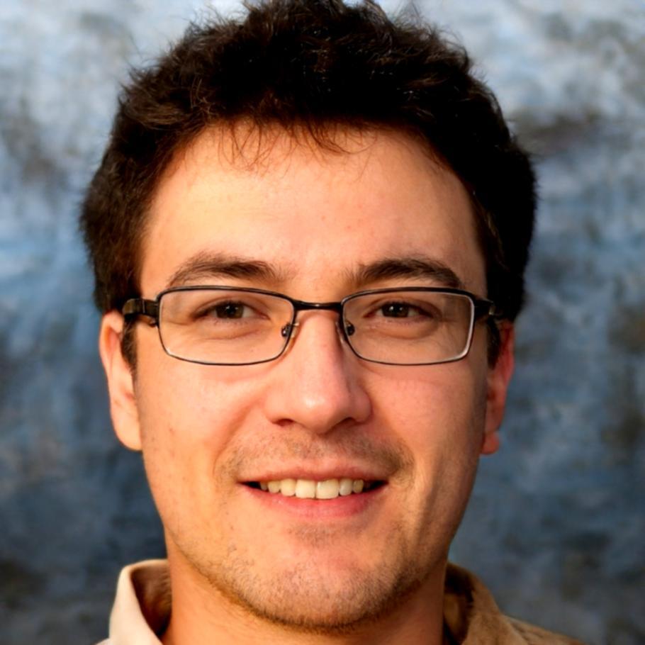 Jordi Muntaner, asesor financiero especializado en pequeños negocios en Málaga